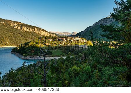 Scenic View Of Lac De Castillon Near Verdon River And Gorge, Saint-julien-du-verdon, Provence, Franc