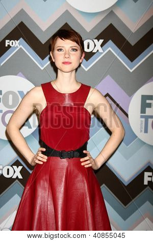 PASADENA, CA - JAN 8: Valorie Curry uczęszcza FOX TV 2013 TCA Winter Press Tour w Langham Huntin