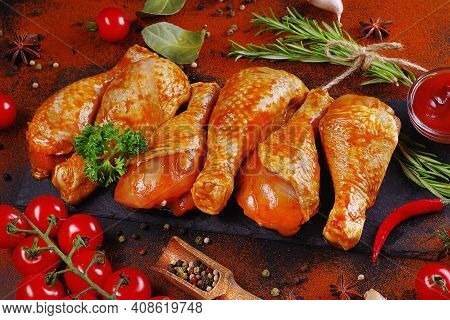Ogranic Food And Healthy Eating Concept.heap Of Raw Chicken Legs Or Drumsticks With Spices.