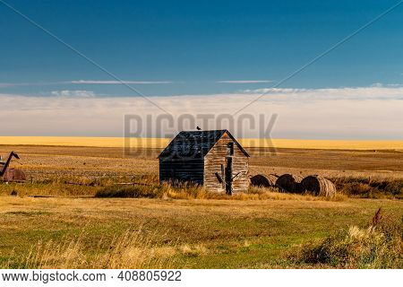 Rustic Farm Out Buildings. Kneehill County, Alberta, Canada