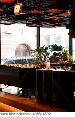 New York, Ny - Nov 27: Starbucks Reserve Roastery In New York City, As Seen On Nov 27, 2020.
