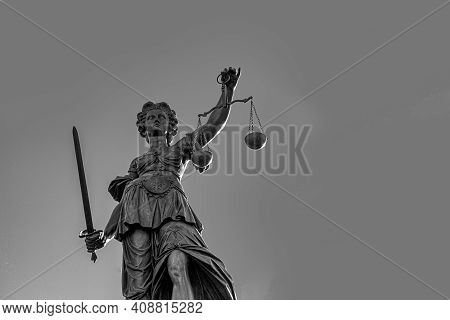 Justitia (lady Justice) Skulptur At The Roemerberg  In Frankfurt, Built In 1887.