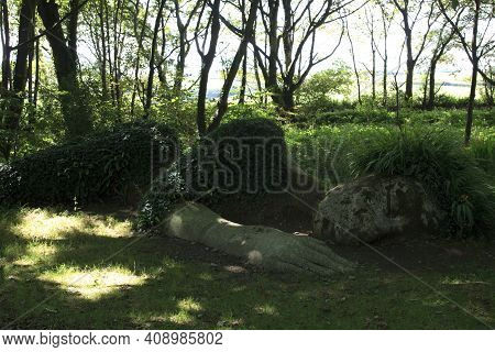 Saint Austell (england), Uk - August 19, 2015: A Statue In The Lost Gardens Of Heligan, Cornwall, En