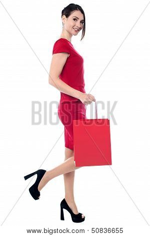 I Am Going To Shop Now, Are You Coming?