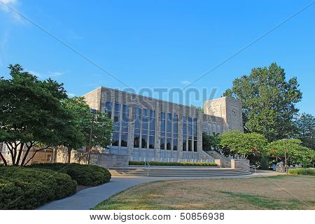 Atherton Union Building On The Butler University Campus