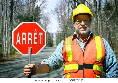 Senior Mann mit stop