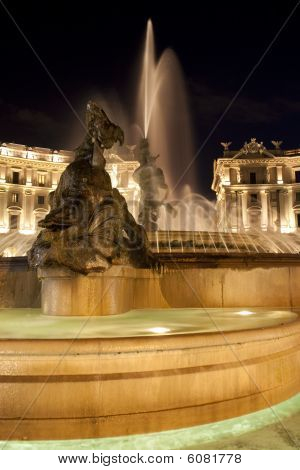 Piazza Della Repubblica, fontein, nacht