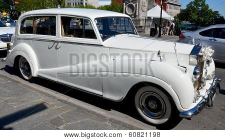 White Rolls Royce limo