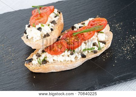 Bread With Cottage