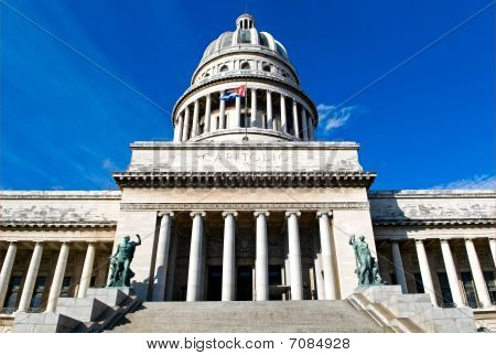 Capitolio In Havana
