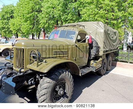 Soviet Post-ww2 General Purpose 2.5 Ton 6X6 Truck Zil-157