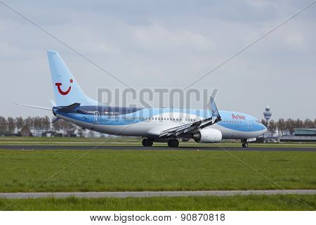 Amsterdam Airport Schiphol - Boeing 737 Of Arke Lands