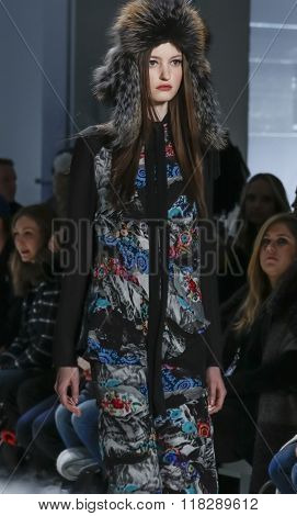Nicole Miller Fw 2106