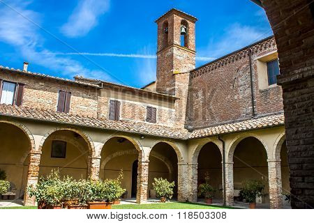 The Cloister In The Church Of San Francesco In Chiusi Near Siena, Tuscany