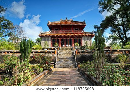 The Ming Mang Tomb complex of gates, buildings and statues near Hue, Vietnam, Asia