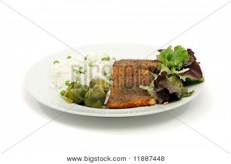 Assiette de saumon dîner