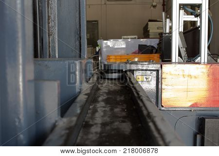 The bearing sliding roller on the fork forklift