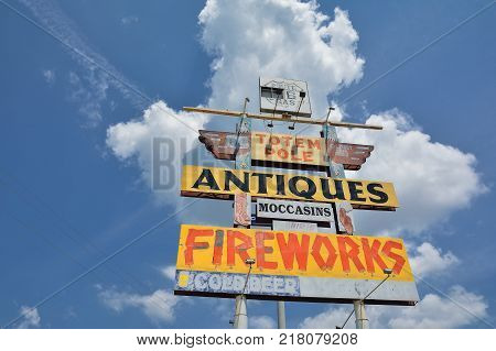 Totem Pole Trading Post Sign In Rolla.