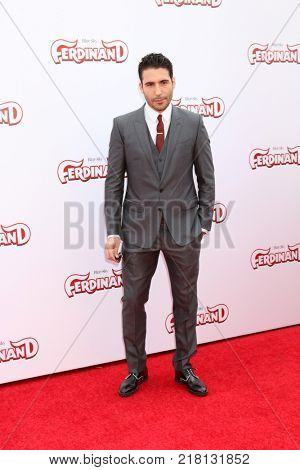 LOS ANGELES - DEC 10:  Miguel Angel Silvestre at the 