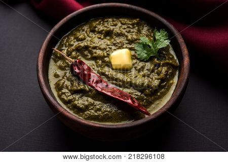 Sarson Ka Saag Makki Ki Roti popular north indian main course menu usually prepared in winter season