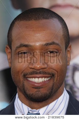 LOS ANGELES - JUN 30: ESAJAS MUSTAFA ankommer til 
