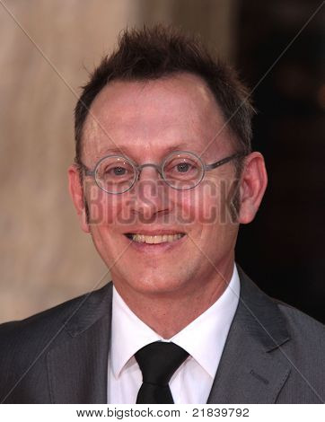 LOS ANGELES - 21 jun: MICHAEL EMERSON มาทุกฤดูกาลที่ 4 'เลือดจริง' ของเอชบีโอในเดือนมิถุนายน 21,2