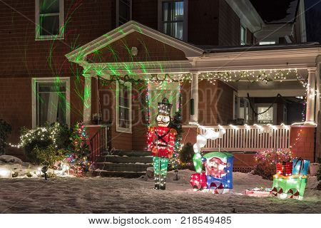 A beautiful house decorated with Christmas ligjts