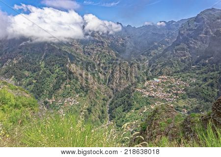 View from Eira do Serrado to the Nuns valley - Curral das Freiras