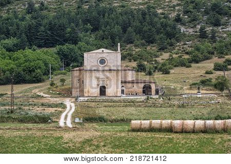 Sulmona (abruzzi, Italy), Santa Maria Della Tomba Church