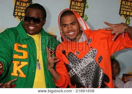 LOS ANGELES - MAR 29:  Sean Kingston, Chris Brown arriving at the 2008 Nickelodeon's Kids' Choice Awards at UCLA Pauley Pavilion on March 29, 2008 in Westwood, CA