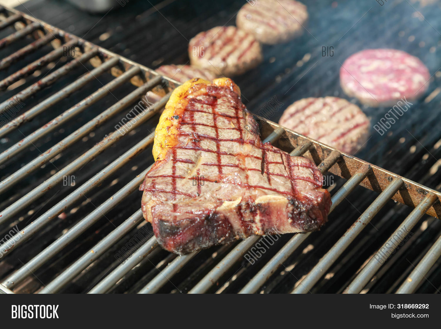 Imagen y foto Top Sirloin Steak (prueba gratis) Bigstock