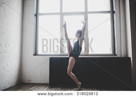 Plasticity Slim Woman Dancing Near Window. Professional Dancer Enjoy Dance. Lady Dancer Training Mod