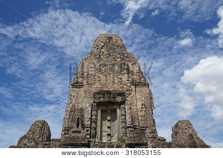 Pre Rup Temple Is A Temple In Historic Area In Siem Reap. This Temple Was Built By Sandstone.
