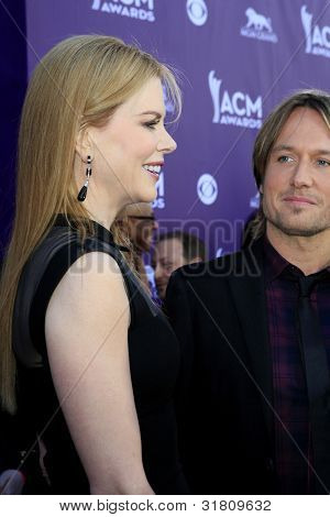 LAS VEGAS - APR 1: Nicole Kidman, Keith Urban på 47: e årlige Academy Of Country Music Awards afholdt