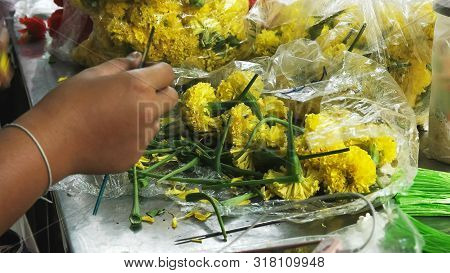 Florist Makes A Wreath At Sri Maha Mariamman Temple In Bangkok