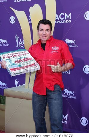 LAS VEGAS - Nisan 1: John Schnatter, 2012 in Country müzik Oscar MGM Grand at geldi. 