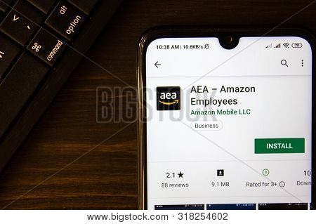 Ivanovsk, Russia - July 21, 2019: Aea - Amazon Employees App On The Display Of Smartphone