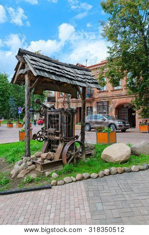 Minsk, Belarus - August 12, 2019: Old Sawmill Driven By Steam Engine Or Locomobile Near Rakovsky Bro