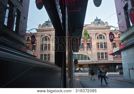 Melbourne, Australia - July 29, 2018: Flinders Street Train Station Scene Looks From Degrave Laneway