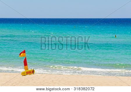 Surf Rescue On Eagle Bay Beach - Dunsborough, Wa, Australia