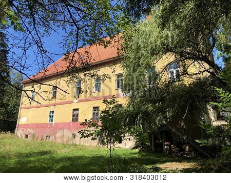 Castle Draskovich Or Novi Dvorac Draskovic Or Dvorac Blahimir - Bozjakovina, Croatia Or Bozjakovina,