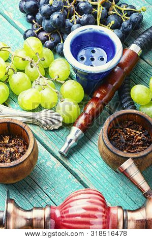 Hookah With Grapes Taste