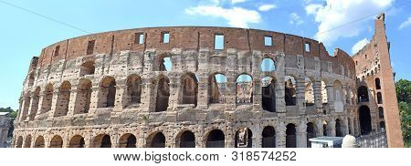 Coliseu Of Rome, Flavio Amphitheater, In Rome Italy