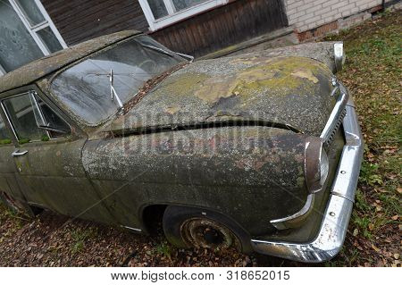 Vitebsk, Belarus - October 12, 2016:old Car Gaz-21 