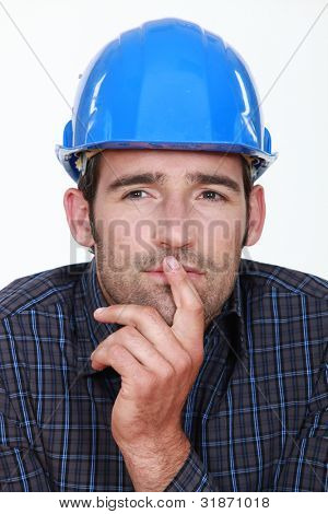 Closeup zamyšlený člověk