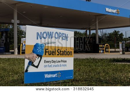 Indianapolis - Circa August 2019: Walmart Fuel Station. Walmart Is Experimenting In The Convenience 