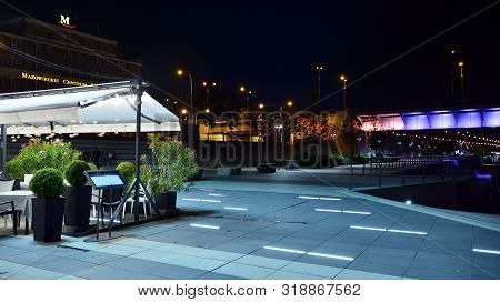 Warsaw, Poland. 25 August 2019. Vistulan Boulevards On The Western Side Of The River Vistula In Wars