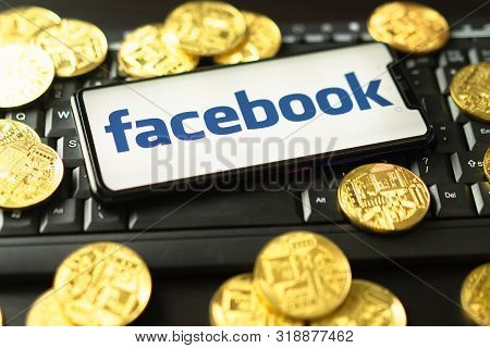 Facebook New Image Photo Free Trial Stock Facebook New Image Photo Free Trial Stock
