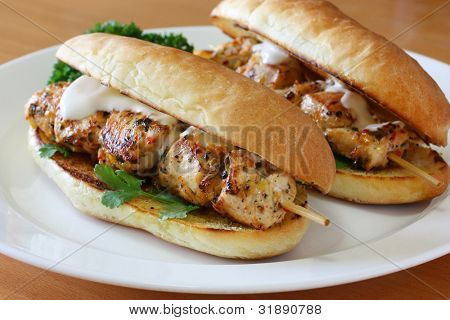 tavuk spiedie, denizaltı rulo sandviç