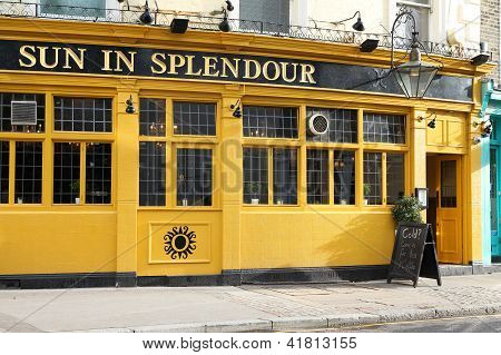 London Pub